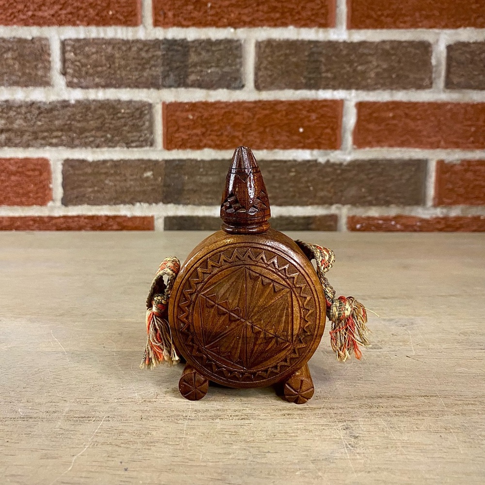 Vintage Hand Carved Wood Wine Flask Decanter Water Canteen Bulgaria Folk‎ Art